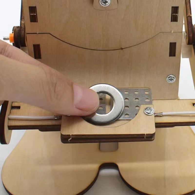 Muntzogende eetrobot model DIY - Science Experiment Kit recensie en prijs